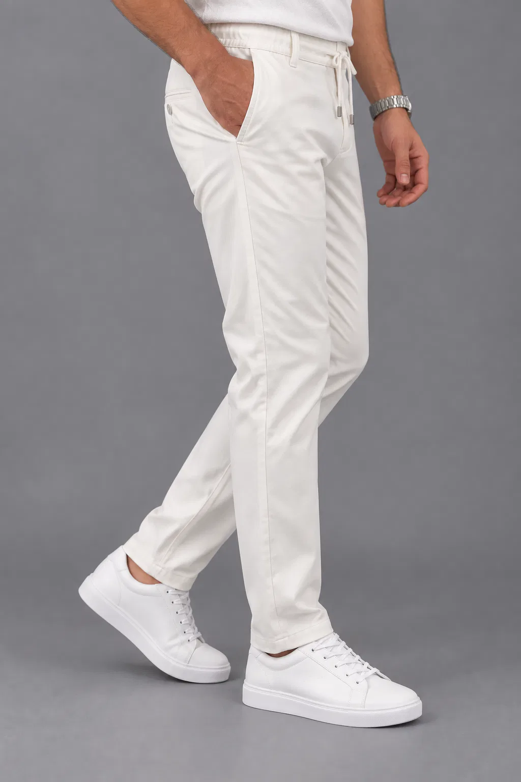 Beyaz Bağcıklı Pantolon